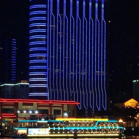 Howard Johnson Riverview Hotel Гуанчжоу Екстер'єр фото