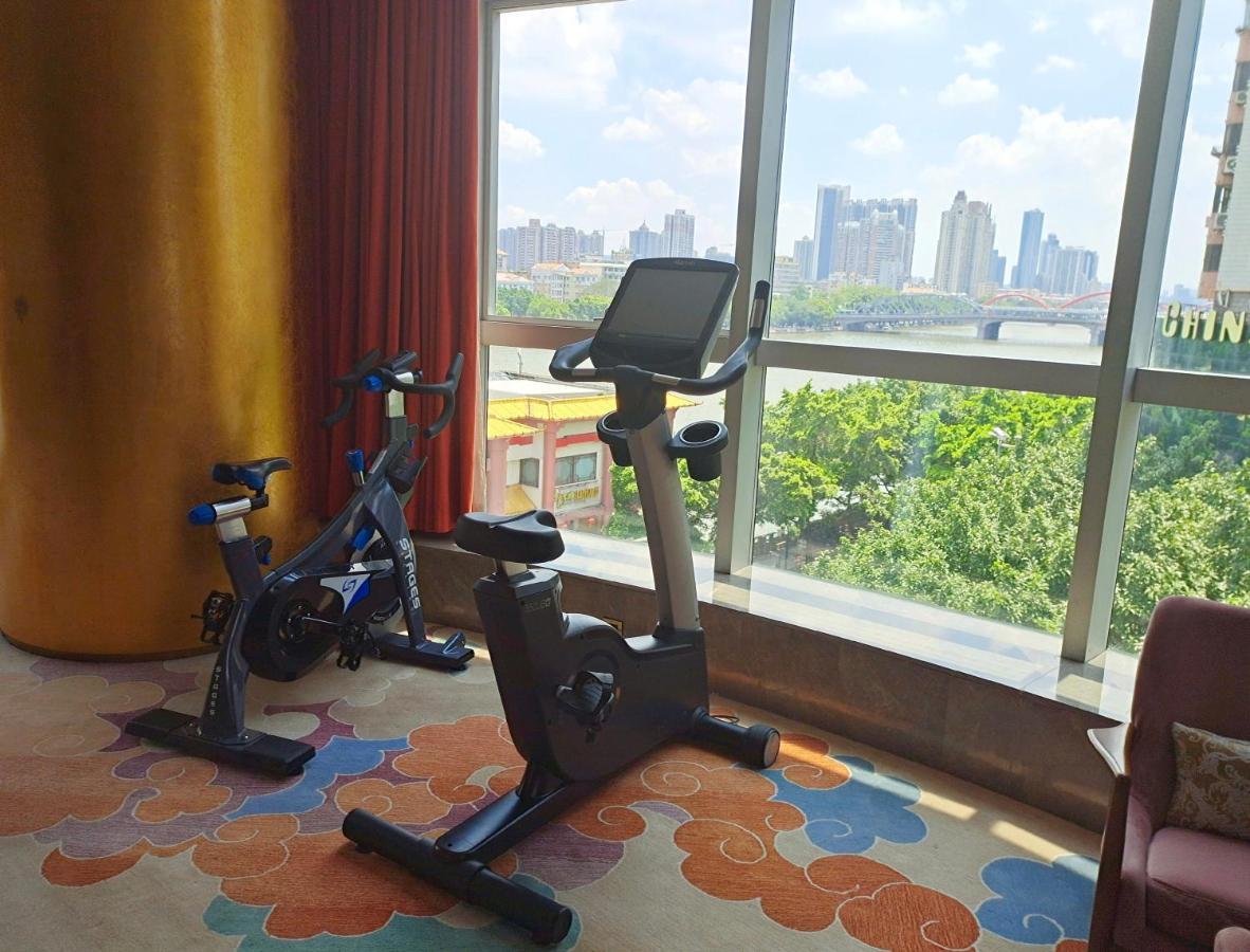 Howard Johnson Riverview Hotel Гуанчжоу Екстер'єр фото
