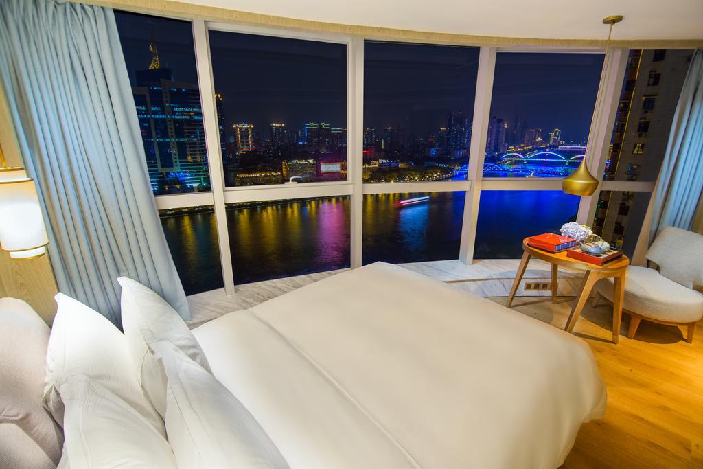 Howard Johnson Riverview Hotel Гуанчжоу Екстер'єр фото