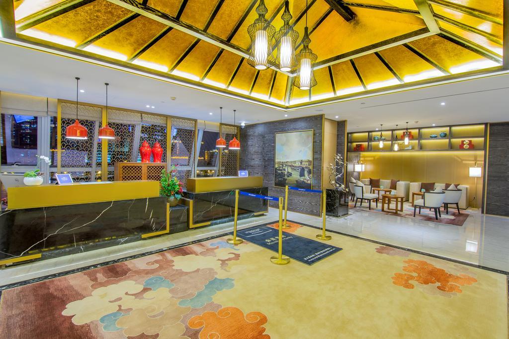 Howard Johnson Riverview Hotel Гуанчжоу Екстер'єр фото